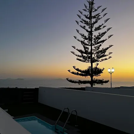 Marina Suites 7 Willa *